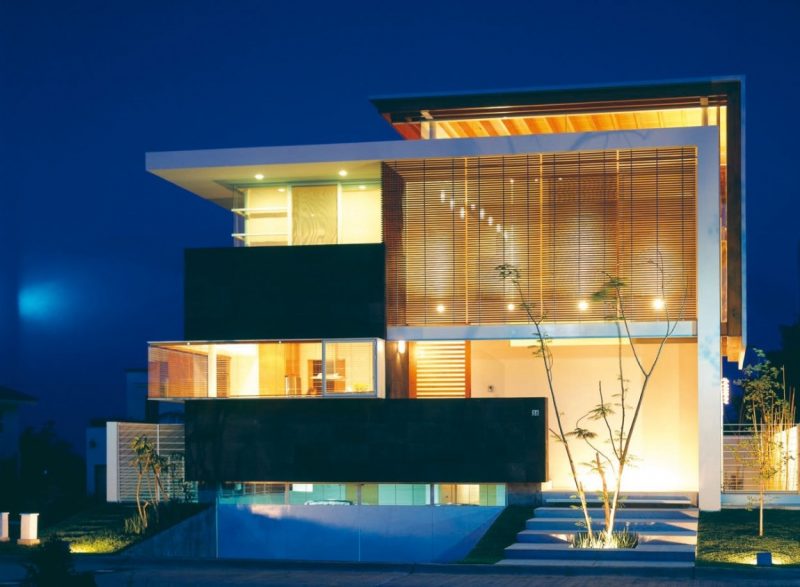 95 ideias de casas modernas fachadas projetos e fotos for Casa moderna numana