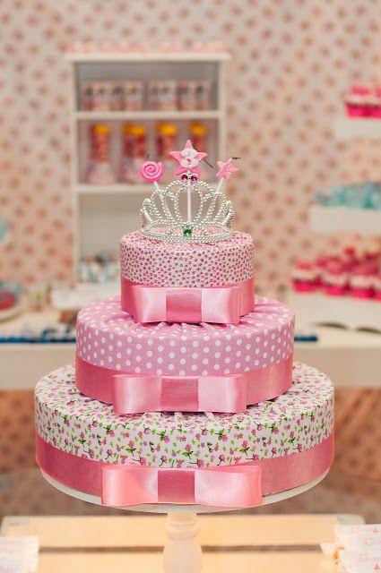 bolo para festa tema princesas