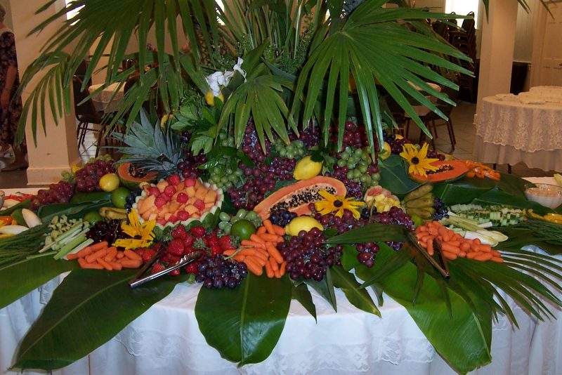 Featured image of post Arranjo Com Frutas Para Mesa Trouxe aqui algumas sugest es para decorar o seu reveillon