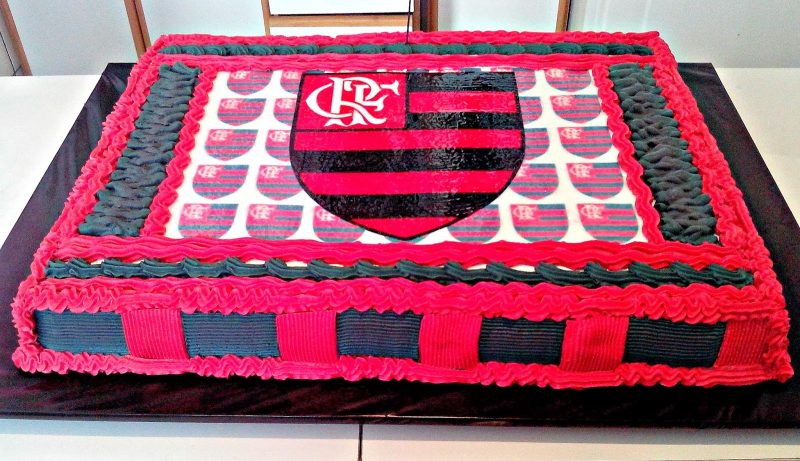 Bolo do Flamengo Quadrado