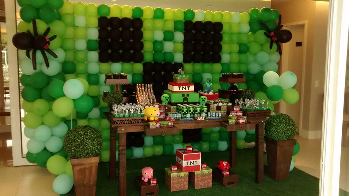 Painel de Bexigas para Festa Minecraft