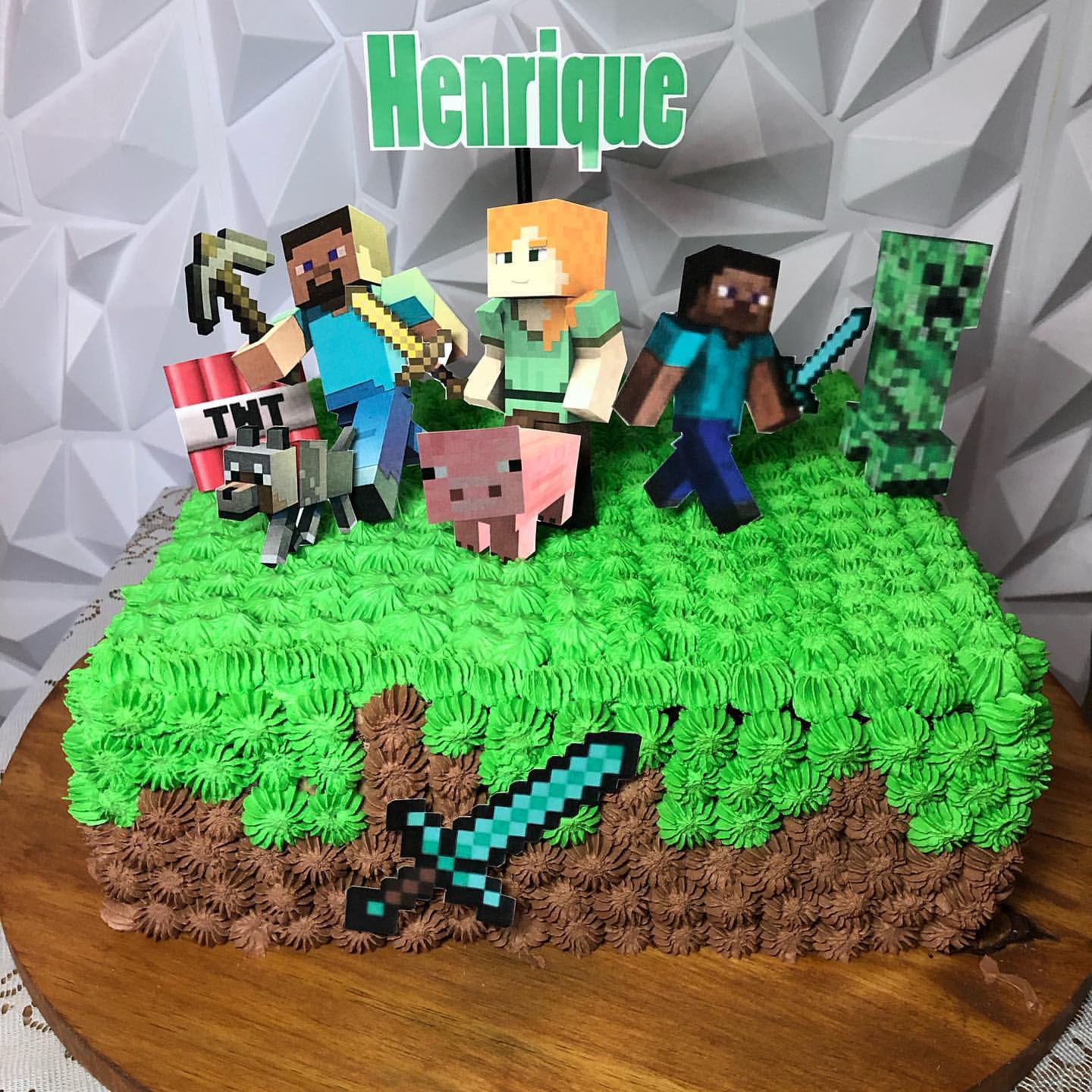 Bolo Minecraft chantilly 