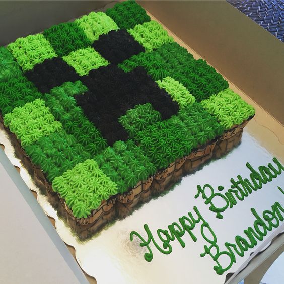 bolo minecraft chantilly #bolodecorado #bolominecraft