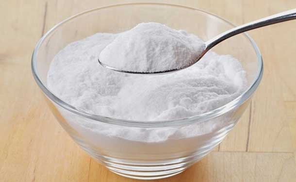 Bicarbonato de sódio para remover manchas de mofo