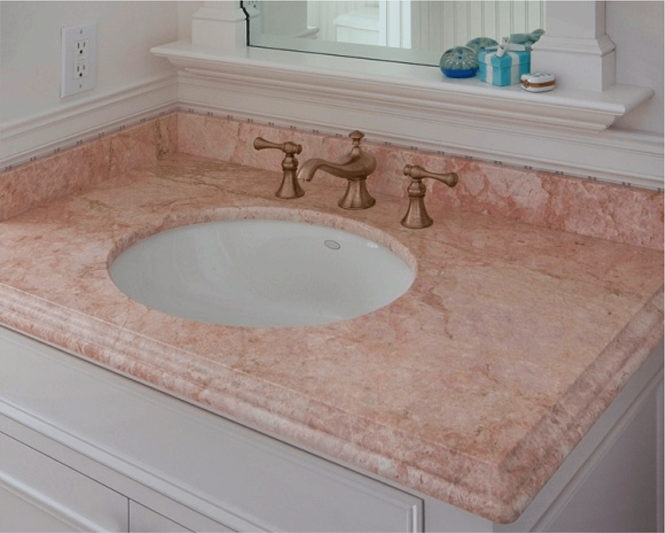 Banheiros com mármore rosa