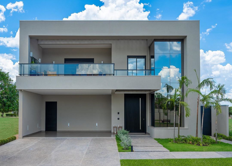 Casa cinza → Claro, Escuro, com Madeiras, com Pedreas